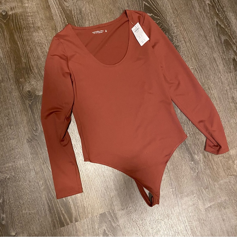 NWT Abercrombie Soft AF Scoop Neck Body Suit